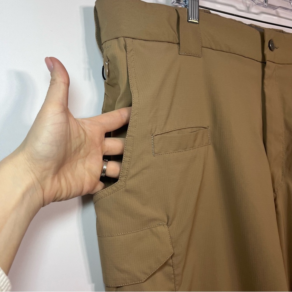 Galls Tactical Cargo Pants Men's Size 44x34 Khaki Lightweight Elastic Waist Band - Picture 3 of 16